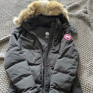 SOLD Canada Goose Chelsea Park Women’s Size M